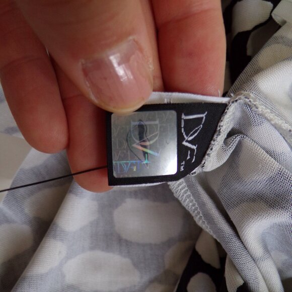 Diane Von Furstenburg DVF SILK wrap y2k dress 6 - Picture 6 of 8